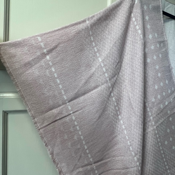 NWT Gentle Fawn Kimono - Picture 7 of 10